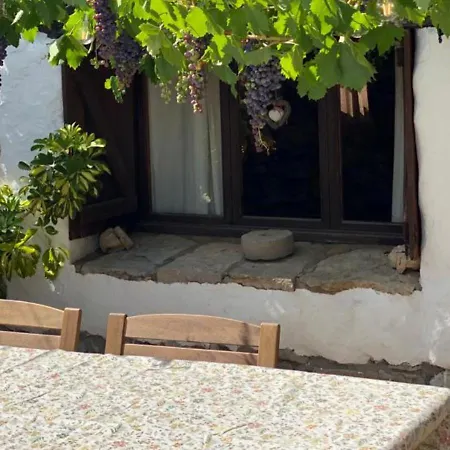 Masia La Costereta Holiday home Cati