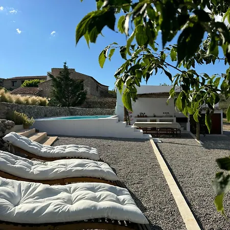 Masia La Costereta Holiday home *