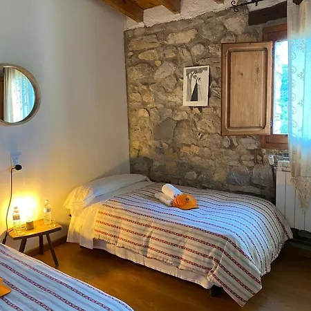 Masia La Costereta Holiday home Cati